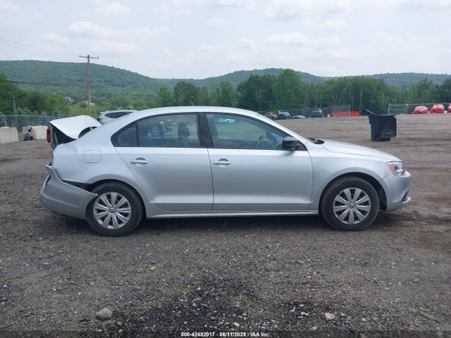 3VW2K7AJ3EM244603 Volkswagen Jetta