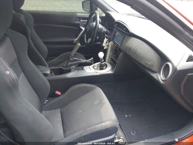 2017 TOYOTA 86 JF1ZNAA19H9702398 Photo 4