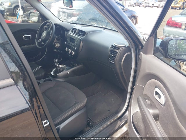 Продаж на аукціоні авто 2016 Kia Soul, vin: KNDJN2A21G7365208, номер лоту: 42482023