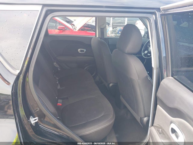 Продаж на аукціоні авто 2016 Kia Soul, vin: KNDJN2A21G7365208, номер лоту: 42482023