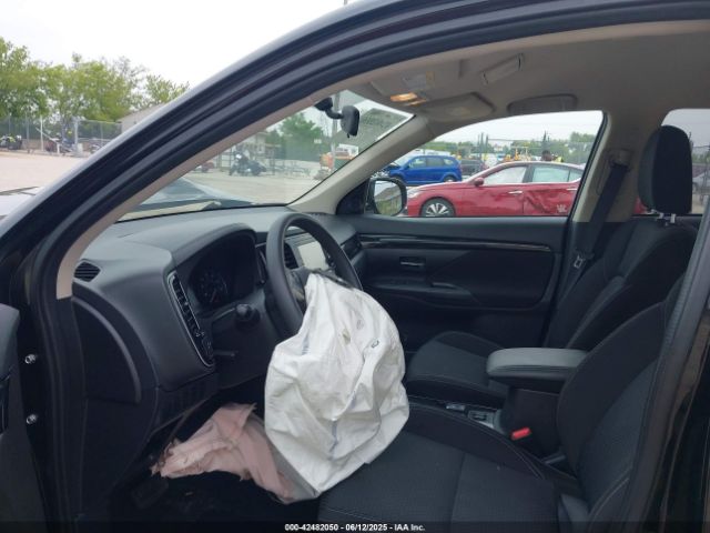 2019 MITSUBISHI OUTLANDER JA4AD2A37KZ049167 Photo 4