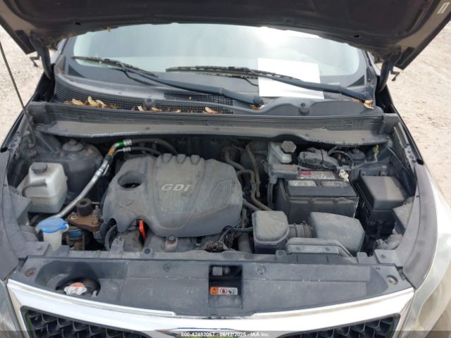 KNDPB3ACXE7639701 KIA Sportage Lx