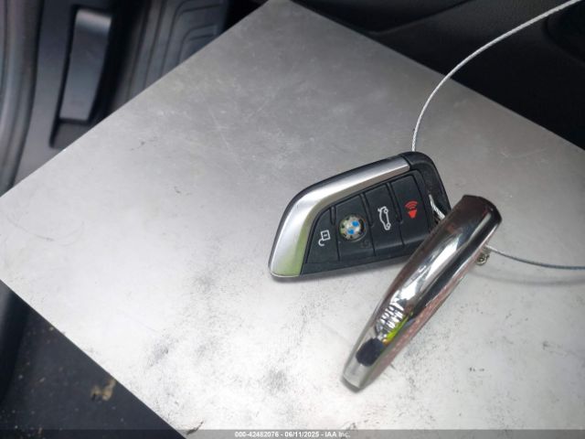 2019 BMW X3 5UXTR7C58KLF32733 Photo 10