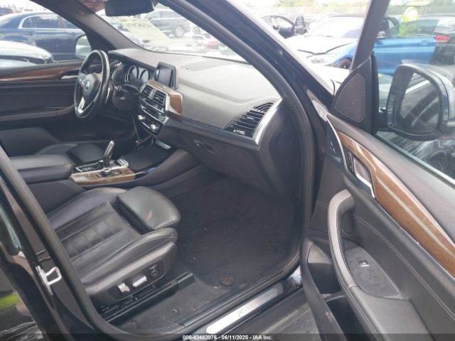 2019 BMW X3 5UXTR7C58KLF32733 Photo 4