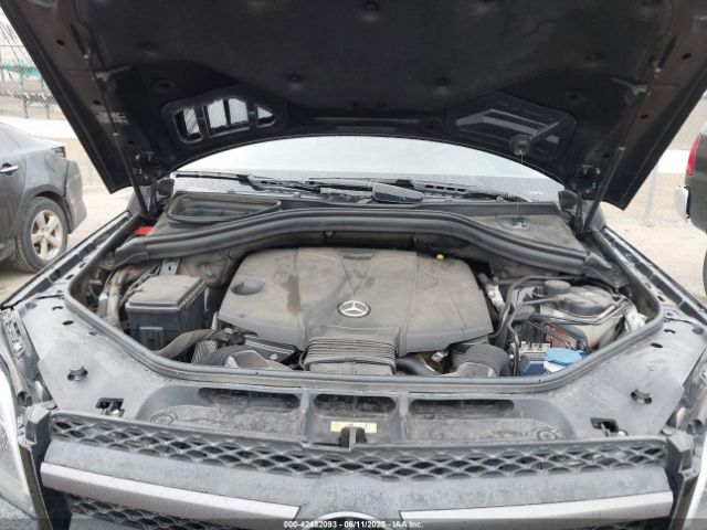 2015 MERCEDES-BENZ GL 350 BLUETEC 4JGDF2EE7FA531548 Photo 9