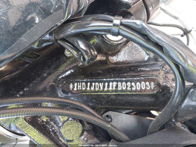 1HD1JDV11FB023003 Harley-Davidson Softail Deluxe