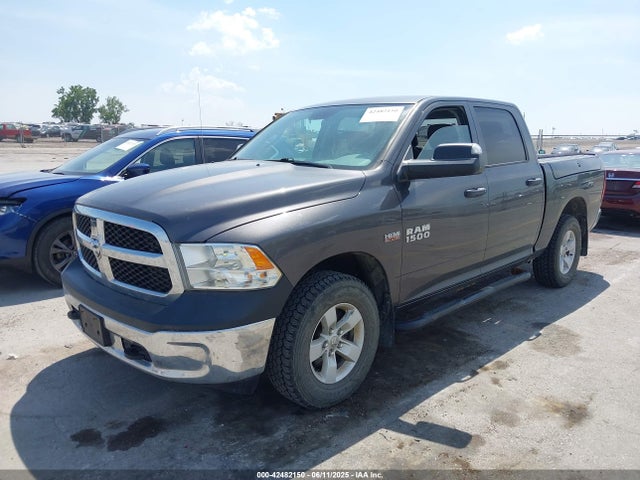 RAM 1500 Ssv  4x4 5'7 Box 2018 1C6RR7XT6JS294541 Image 2