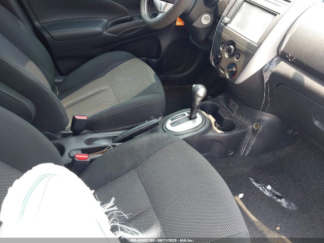 3N1CN7AP9JL884997 Nissan 2018