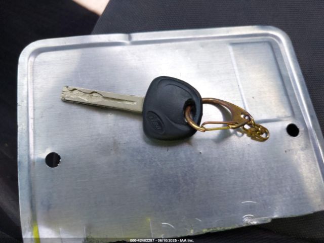 KNADM4A36F6501872 KIA RIO LX