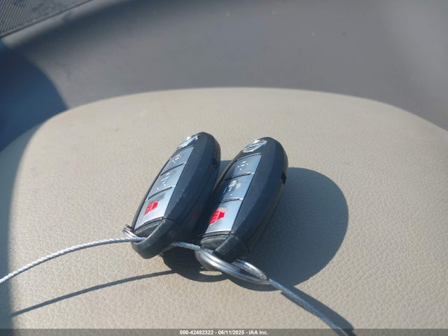 JN8AZ1MU9EW405179 Nissan 2014