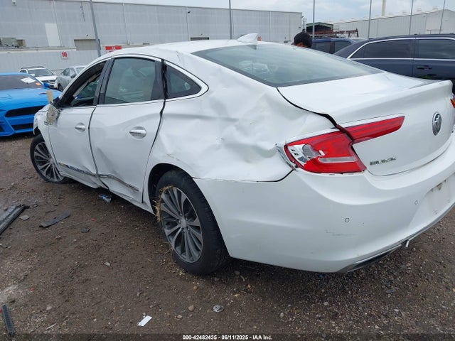 1G4ZP5SSXHU180358 Buick lgx -di: direct injection - vvt: variable valve timing - alum - gen 2