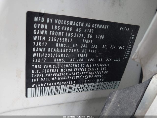2017 VOLKSWAGEN TIGUAN WVGRV7AX9HK002659 Photo 8