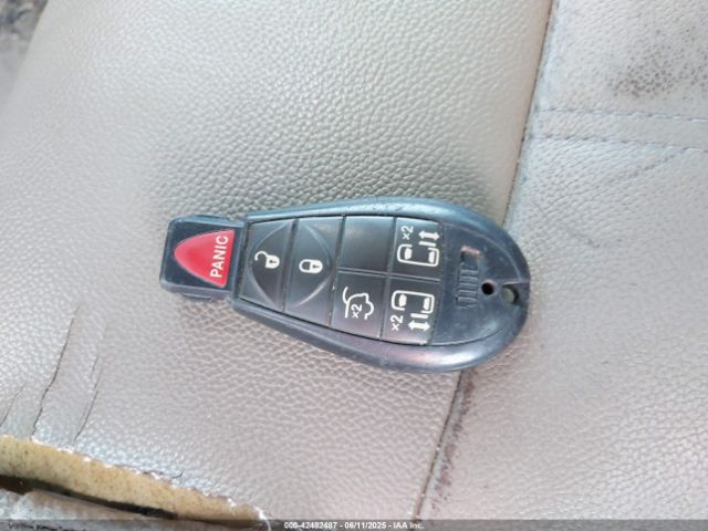2016 CHRYSLER TOWN & COUNTRY 2C4RC1BG7GR188000 Photo 10