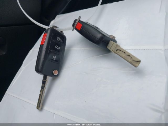 WVGAV3AX7EW507156 Volkswagen TIGUAN S