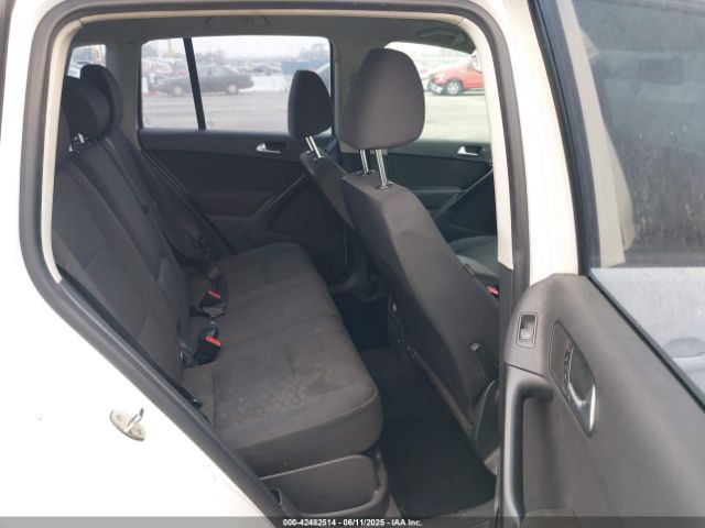 WVGAV3AX7EW507156 Volkswagen TIGUAN S