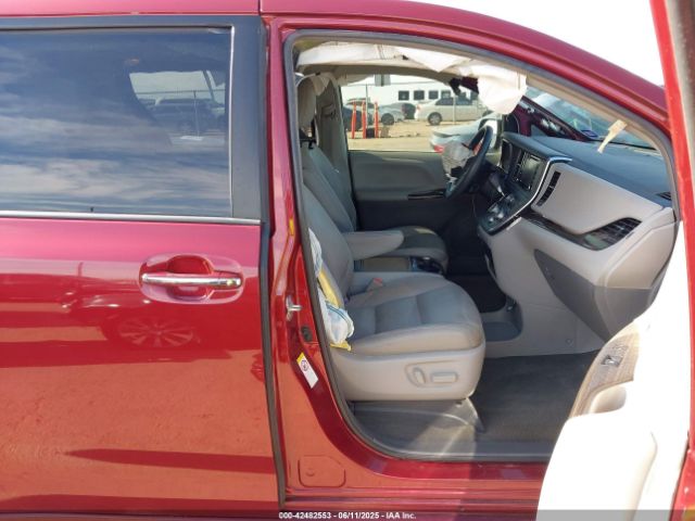 2018 TOYOTA SIENNA 5TDYZ3DC1JS909295 Photo 4