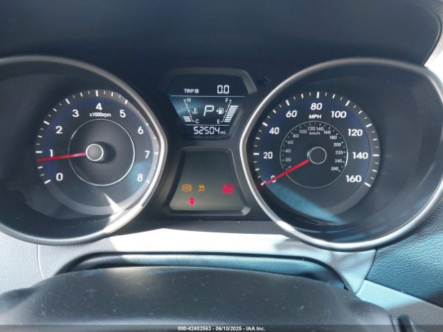 5NPDH4AE1FH615888 Hyundai ELANTRA SE