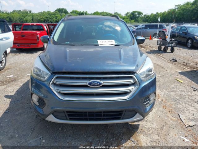 1FMCU0HD5JUB08919 Ford ESCAPE SEL