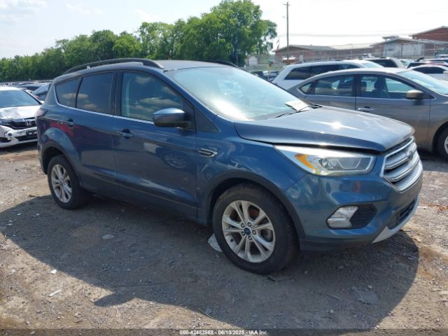 1FMCU0HD5JUB08919 Ford ESCAPE SEL