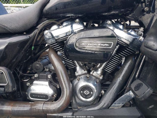 2018 HARLEY-DAVIDSON FLHR 1HD1FBC13JB612118 Photo 7