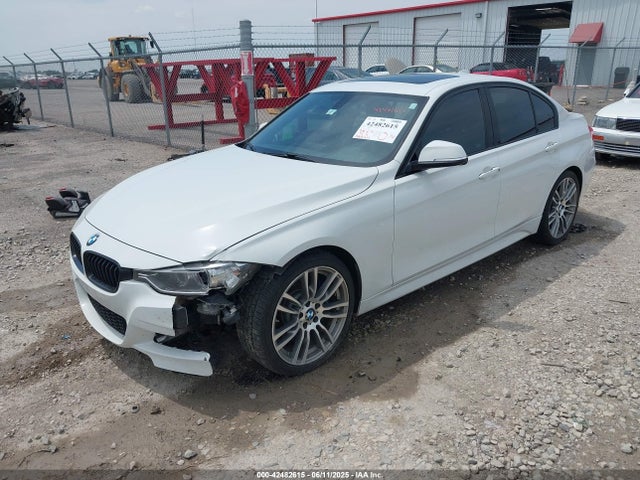 BMW 2014 2014 WBA3A9G56ENR97495 Image 2