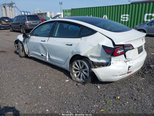 2020 TESLA MODEL 3 5YJ3E1EBXLF636848 Photo 2
