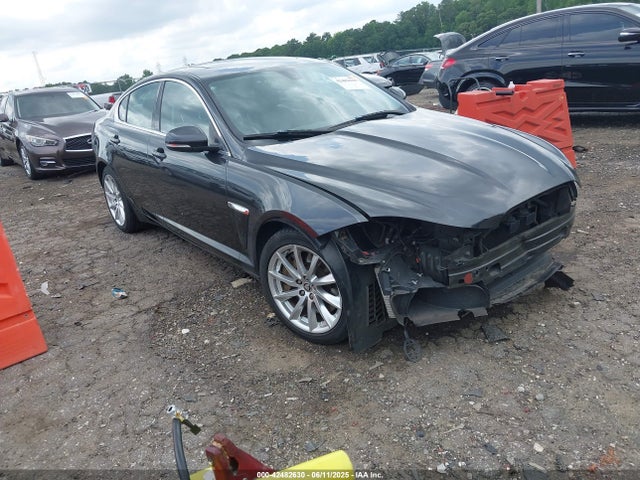 2013 JAGUAR XF SAJWA0ES1DPS97134 Photo 0