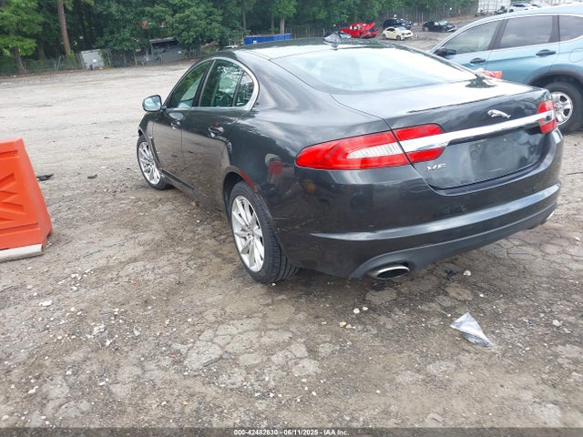 2013 JAGUAR XF SAJWA0ES1DPS97134 Photo 2