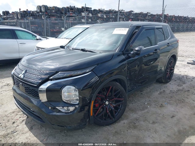 JA4J3UA8XNZ024701 Mitsubishi Outlander