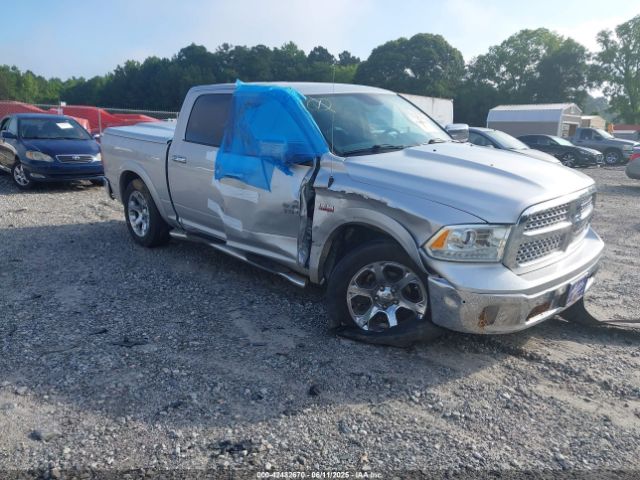2017 RAM 1500 1C6RR6NT5HS630364