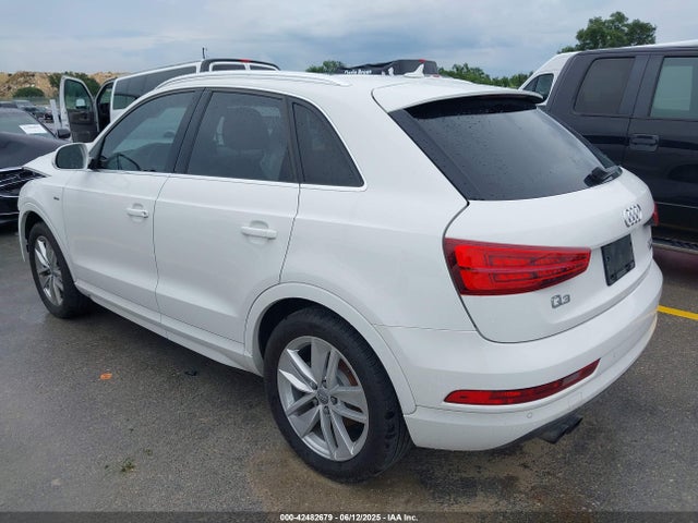 2018 AUDI Q3 WA1JCCFS2JR020943 Photo 2