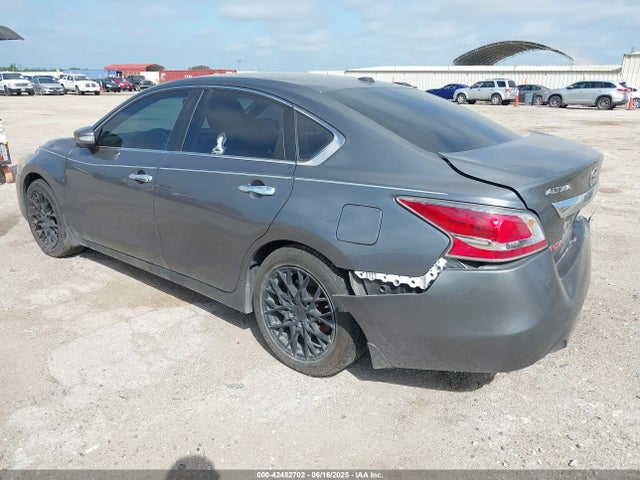 1N4AL3AP5FC248881 Nissan 2015
