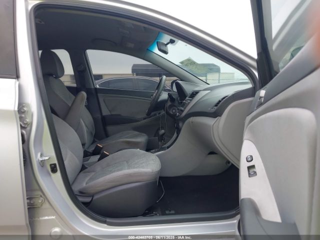 KMHCT4AE3HU273486 Hyundai 2017