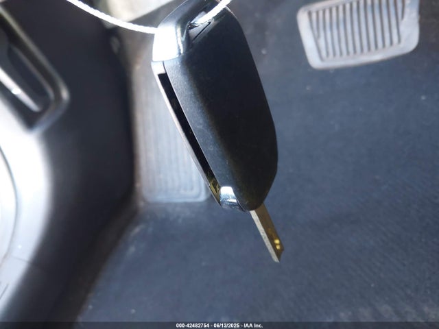 KNDJ23AU3P7884485 KIA mpi nu