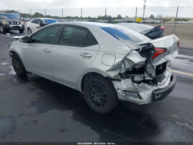 2017 TOYOTA COROLLA 5YFBURHE5HP713219 Photo 2