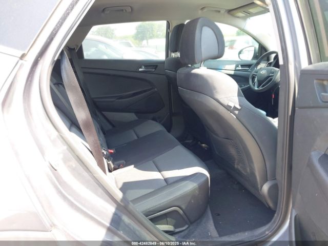 KM8J23A49HU485269 Hyundai TUCSON SE