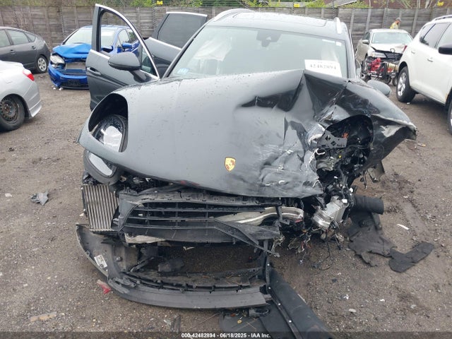 Porsche Macan 2020 WP1AB2A5XLLB33063 Image 13