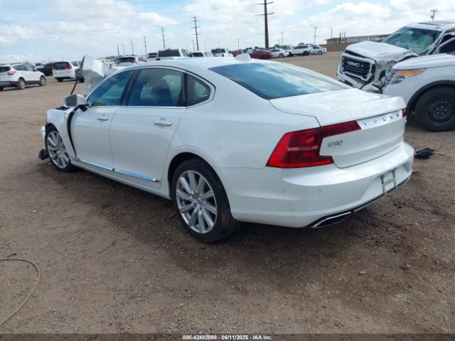 2018 VOLVO S90 LVY992ML2JP031071 Photo 2