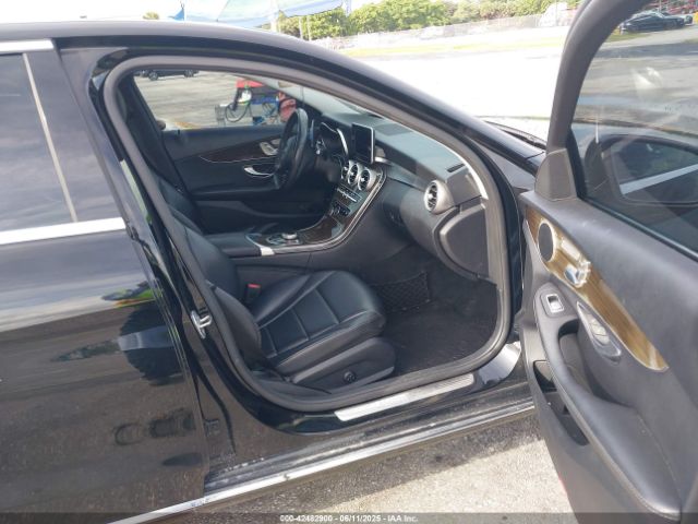 2018 MERCEDES-BENZ C 300 55SWF4KB8JU251817 Photo 4