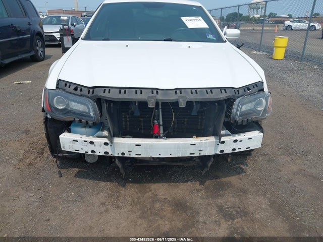 Chrysler 300 2014 2C3CCABG0EH286444 Image 6