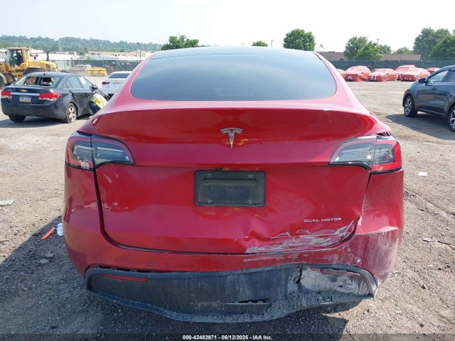 5YJYGDEE2MF062405 Tesla Model Y