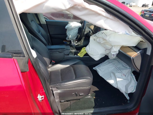 2021 TESLA MODEL Y 5YJYGDEE2MF062405 Photo 4