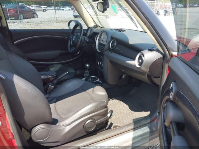 2011 MINI COOPER S WMWSV3C56BTY20584 Photo 4