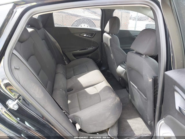 Chevrolet lfv 2023 1G1ZB5ST6PF151575 Image 8