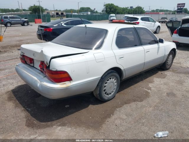 1992 LEXUS LS JT8UF11E7N0113403 Photo 3