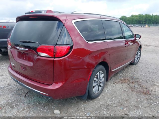 2020 CHRYSLER PACIFICA 2C4RC1EG2LR210961 Photo 3