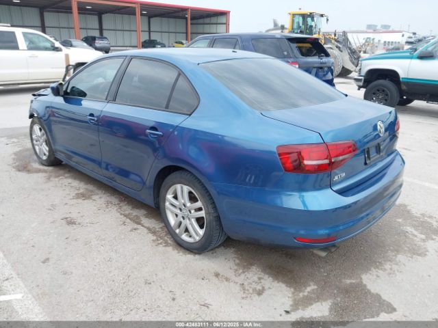 2018 VOLKSWAGEN JETTA 3VW2B7AJ6JM238921 Photo 2