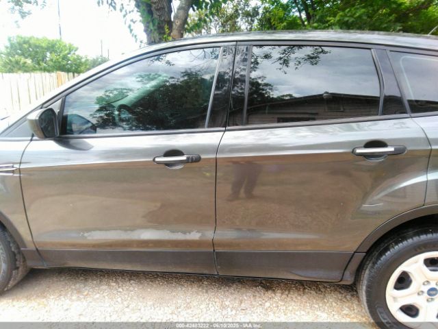 1FMCU0F73KUC25400 Ford ESCAPE S