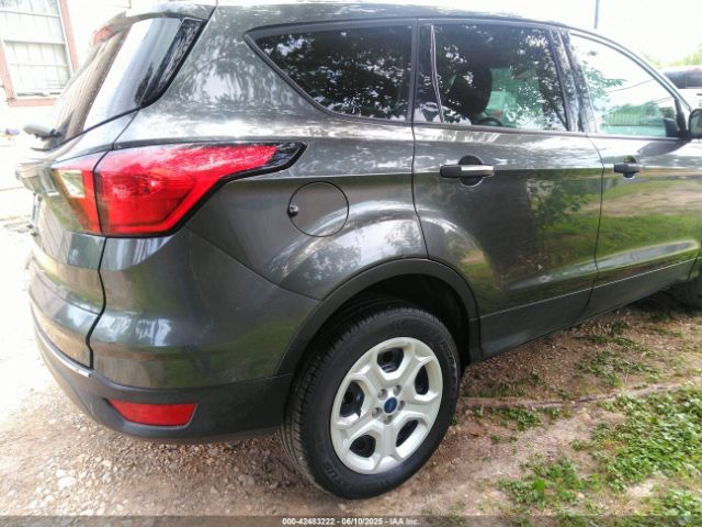 1FMCU0F73KUC25400 Ford ESCAPE S