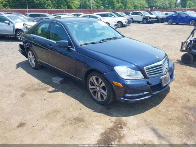 2013 MERCEDES-BENZ C 300 WDDGF8AB0DR253144